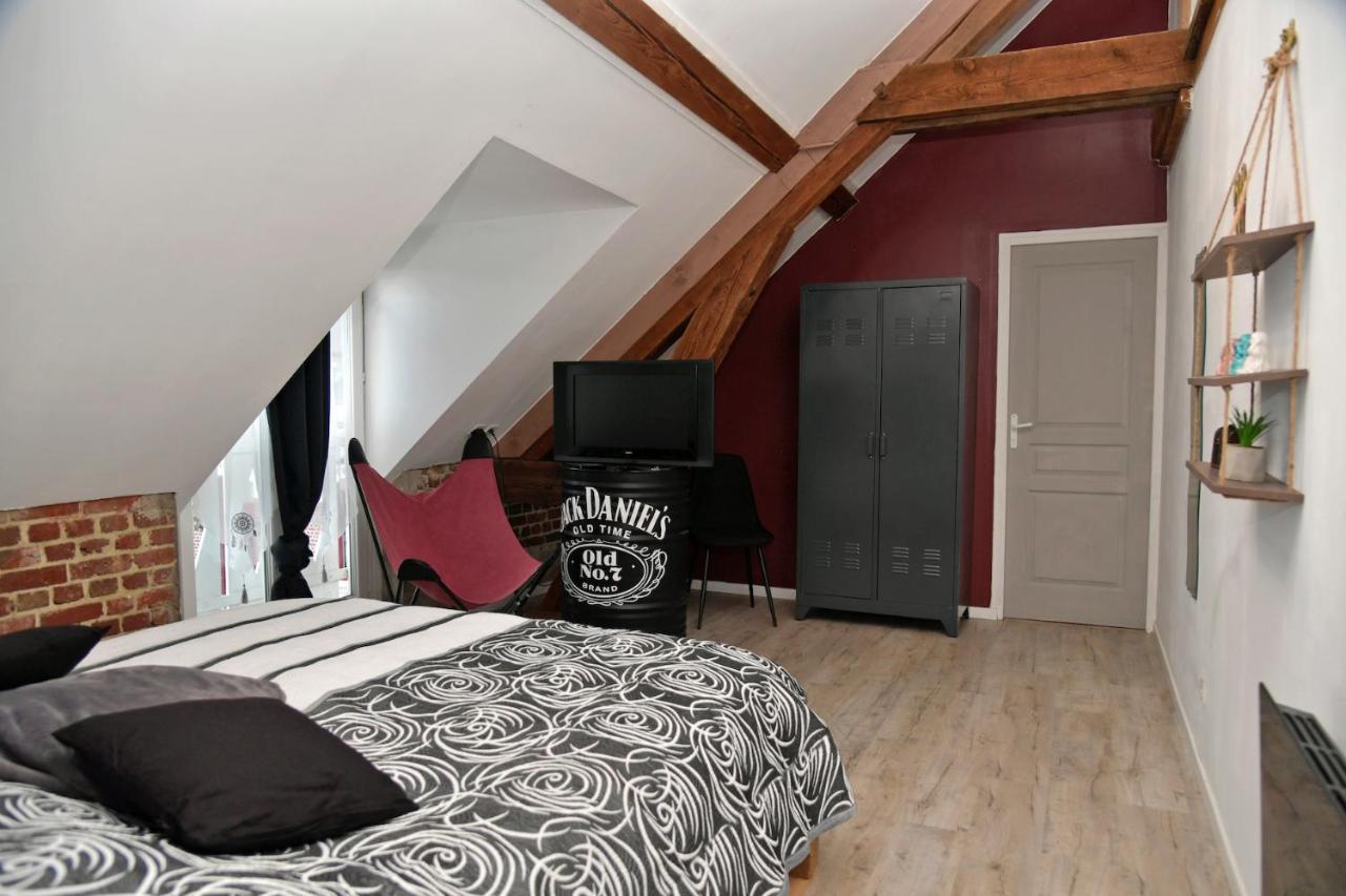 Les Colombines Bed & Breakfast Hombleux ภายนอก รูปภาพ